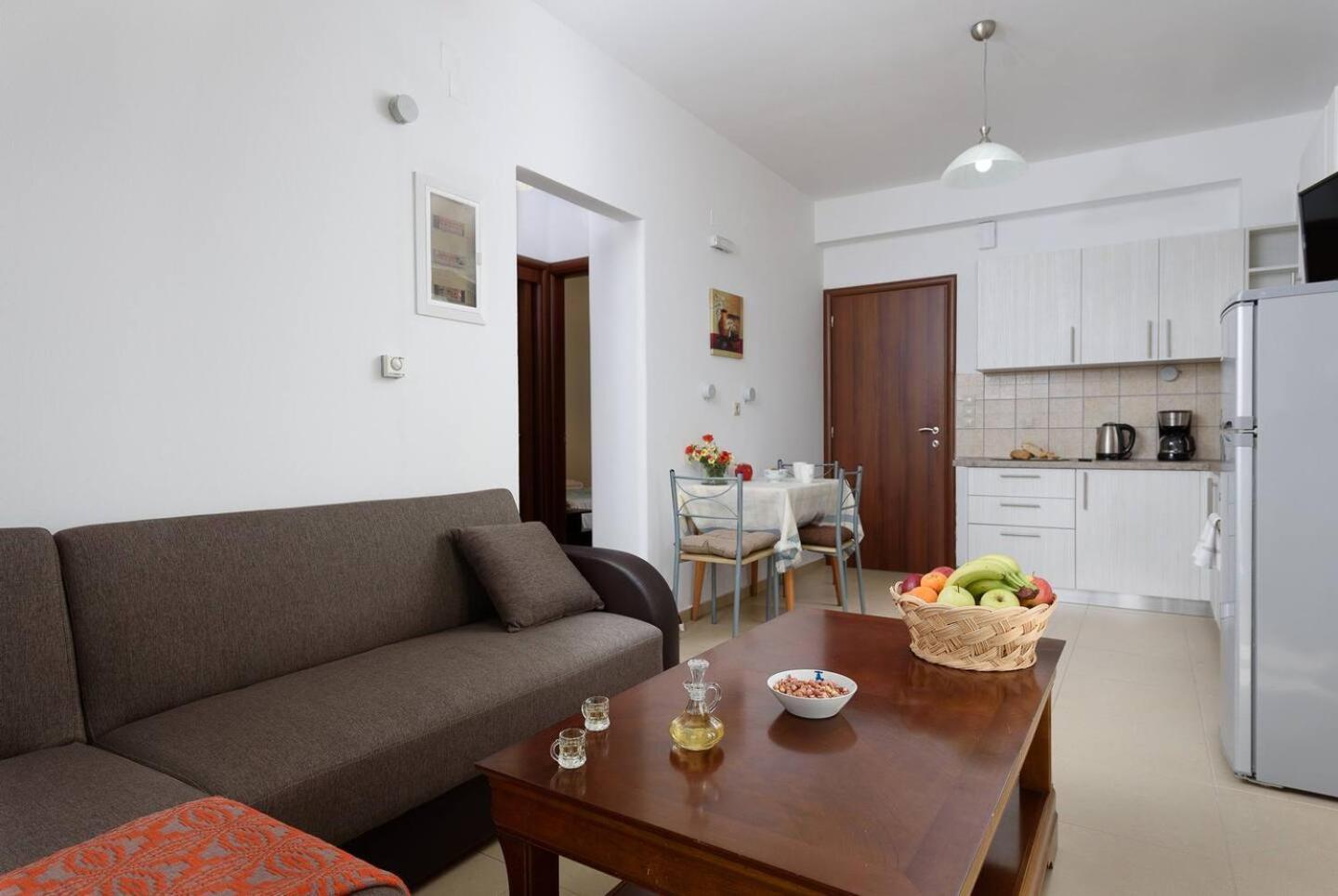 Sofia Apartment, With Sea & Mountain View Kalamaki  Exterior foto