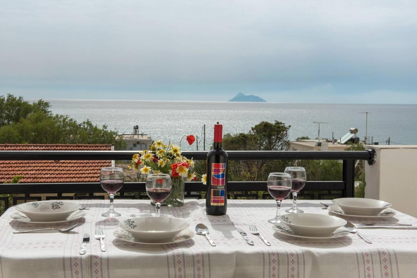Sofia Apartment, With Sea & Mountain View Kalamaki  Exterior foto